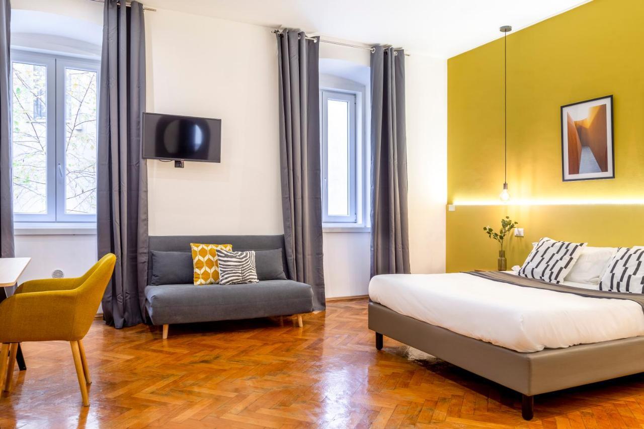 Elegante Appartamento Vicino Alla Stazione - Gold Trieste Extérieur photo